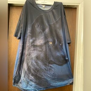 Men’s wolf shirt